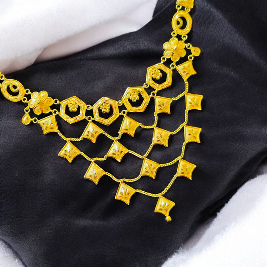 (GCN22) BIS CERTIFIED HUID HALLMARK 916 22KT GOLD NECKLACE CHOKER (APPROX WGT: 7.690 GM) 1 PIECE FOR WOMEN.
