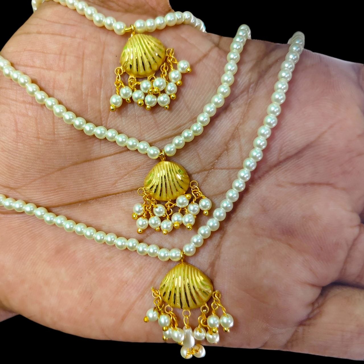 (GMH)- (WGT: 0.850 GM APPROX) BIS CERTIFIED HUID HALLMARK 9KT GOLD MOTI SITAHAR NECKLACE 1 PIECE WITH ADJUSTABLE TASSEL.