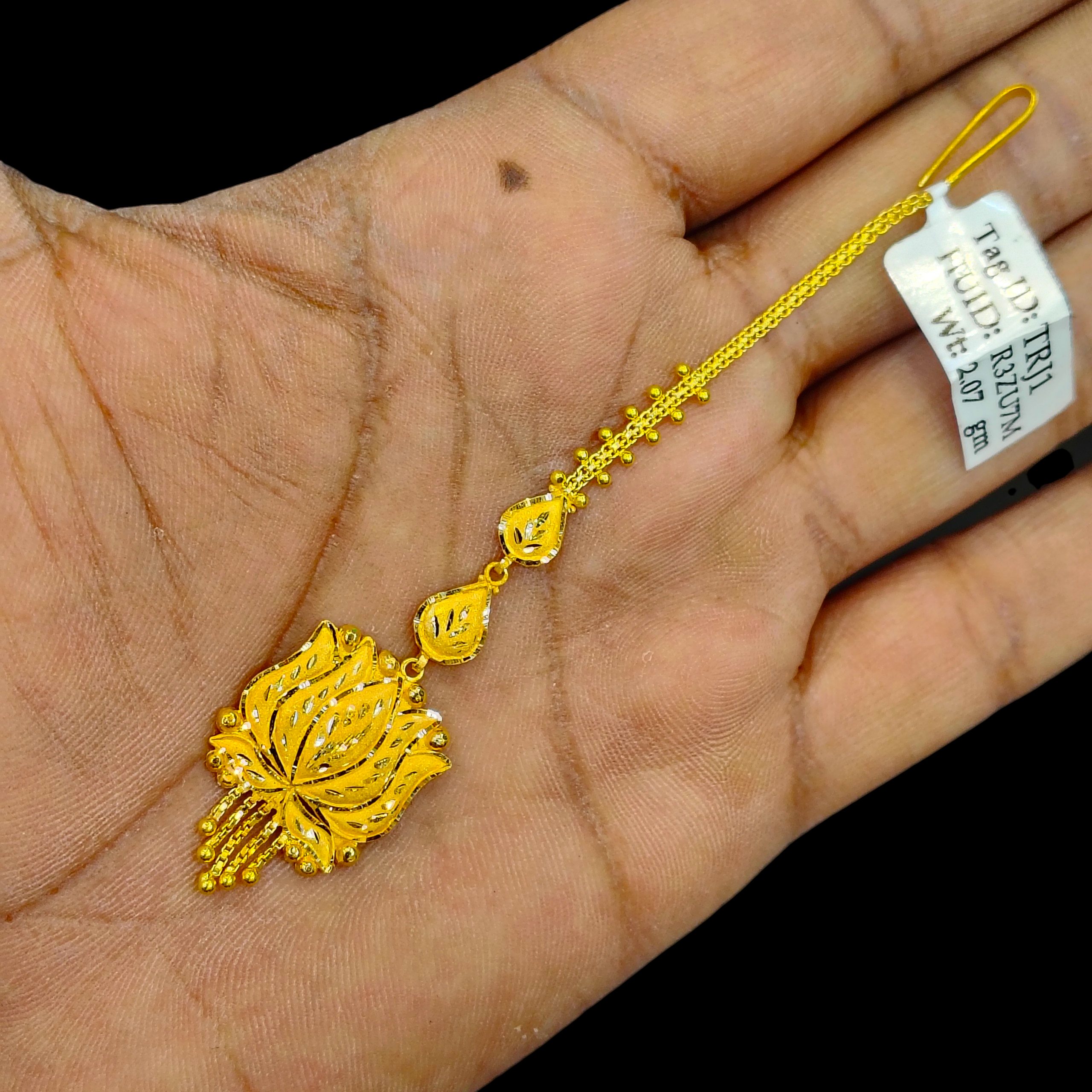 GOLD TICKLY- BIS CERTIFIED WGT: 2.070 GM APPROX HUID HALLMARK 916 22KT GOLD TICKLY (MANGTIKA) 1 PIECE FOR MARRIAGE.