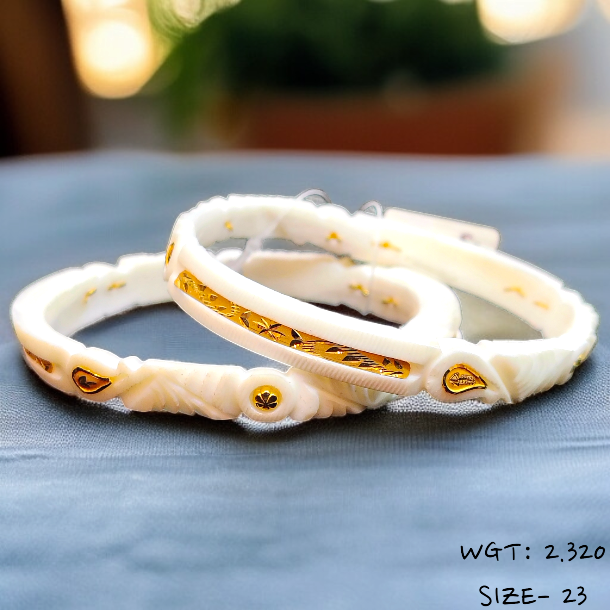 (GSB22) TRJ (SIZE: 23) WGT: 2.320 GM APPROX HUID HALLMARK 22KT GOLD SAKHA BADHANO BANGLES 1 PAIR DESIGN FOR REGULAR USE.
