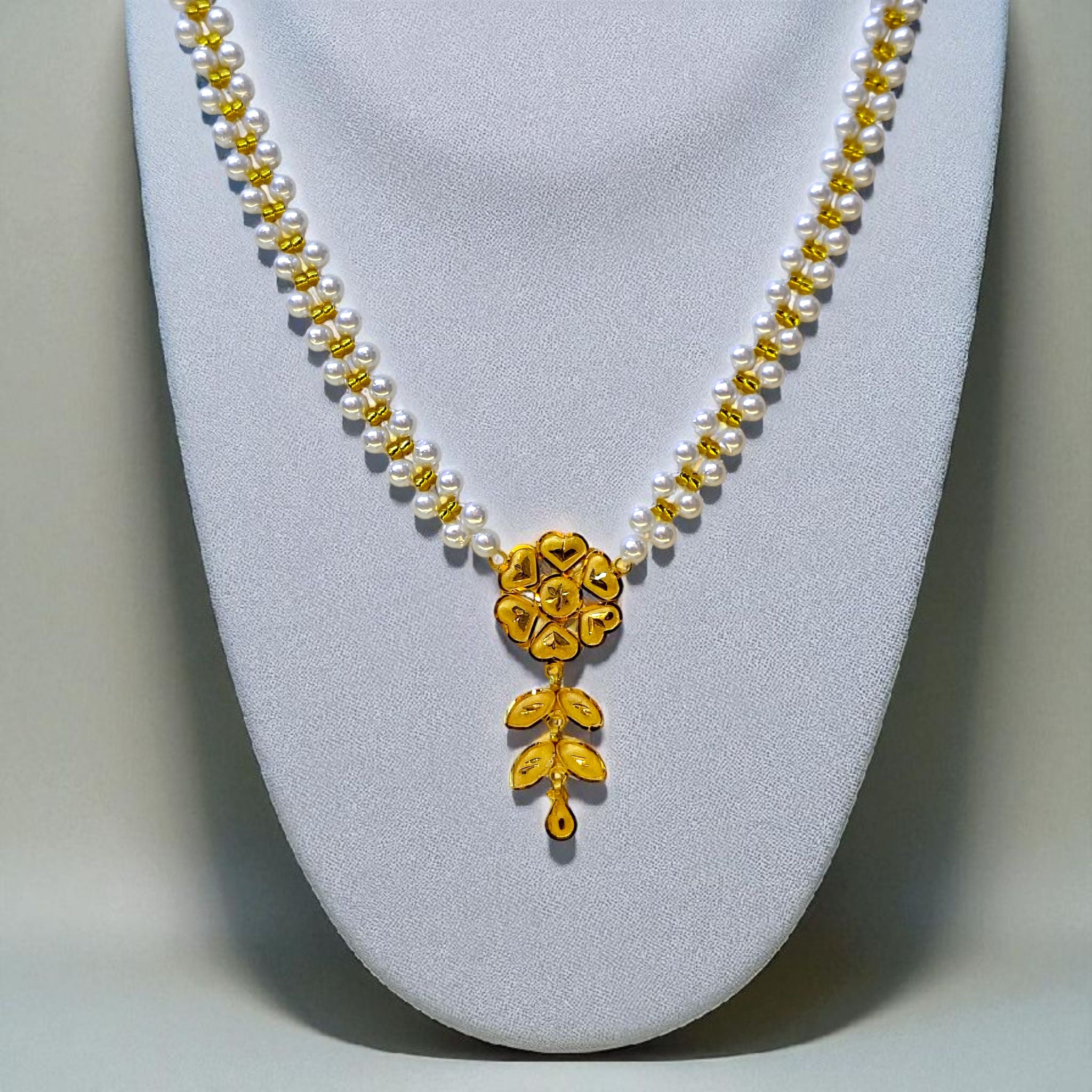 (GMP22) TRJ WGT: 0.500 GM APPROX KDM GOLD MOTI PENDANT 1 PIECE (50 TONCH) VIRAL DESIGN..