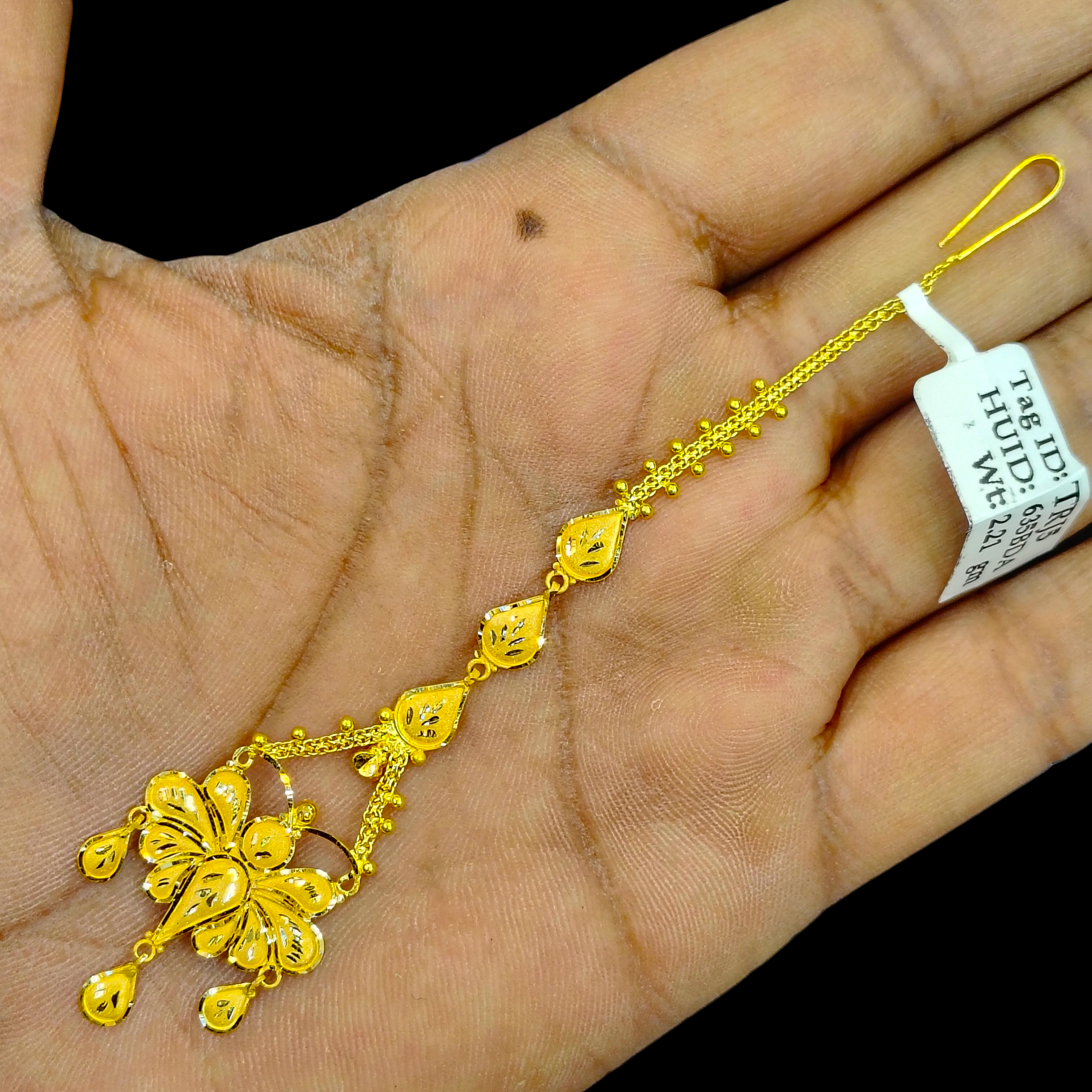 GOLD TICKLY- BIS CERTIFIED WGT: 2.210 GM APPROX HUID HALLMARK 916 22KT GOLD TICKLY (MANGTIKA) 1 PIECE FOR MARRIAGE.