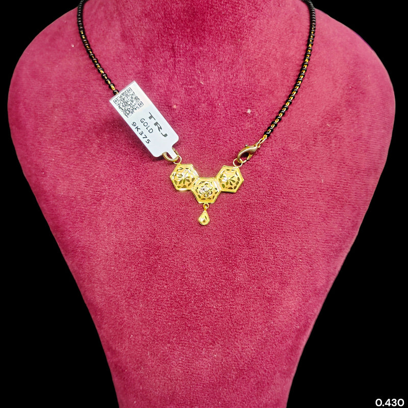 GPM9K- (WGT: 0.430 GM APPROX) BIS CERTIFIED HUID HALLMARK 375 9KT GOLD PENDANT FOR WOMEN 1 PIECE WITH FREE MANGALSUTRA & TASSEL. (CJ5KYE)