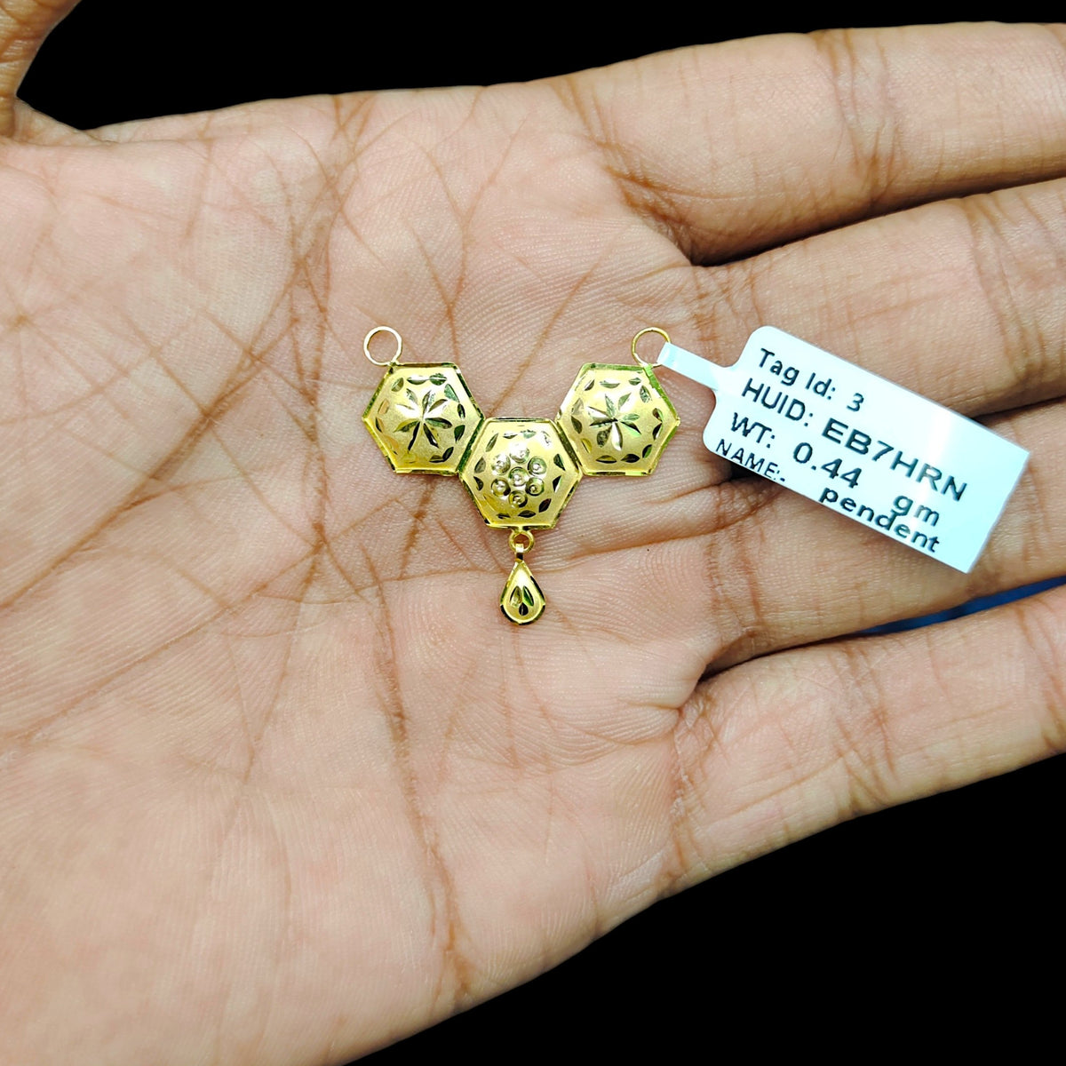 GPM9K- (WGT: 0.440 GM APPROX) BIS CERTIFIED HUID HALLMARK 375 9KT GOLD PENDANT FOR WOMEN 1 PIECE WITH FREE MANGALSUTRA & TASSEL. (EB7HRN)