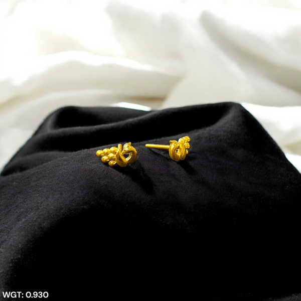 BABY JEWELLERY STUD EARRING- TRJ BABY TOPS WGT: 0.930 GM APPROX BIS CERTIFIED HUID HALLMARK 9KT GOLD STUD EARRINGS FOR WOMEN 1 PAIR FOR REGULAR USE.