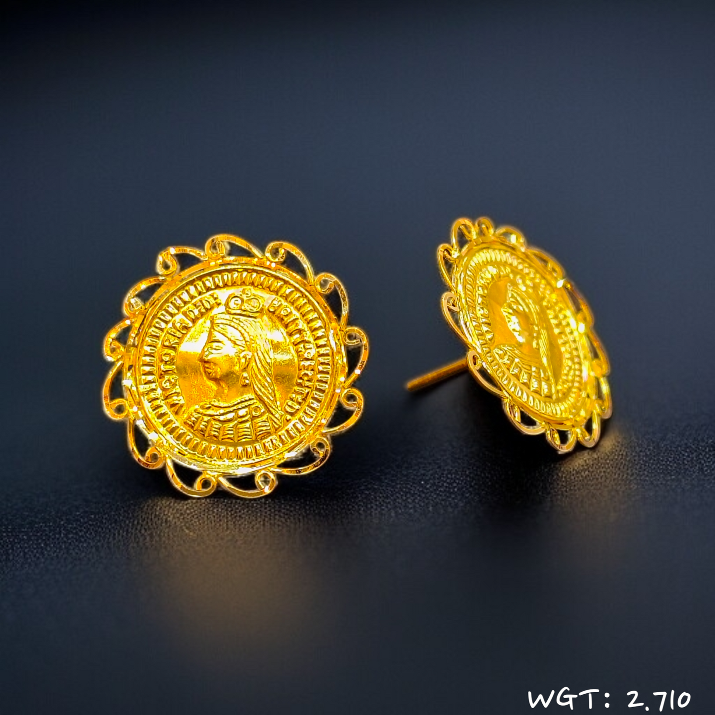 RAJLAXMI WGT: 2.710 GM APPROX HUID HALLMARK 916 22KT GOLD EAR TOPS STUD 1 PAIR FOR REGULAR USE.