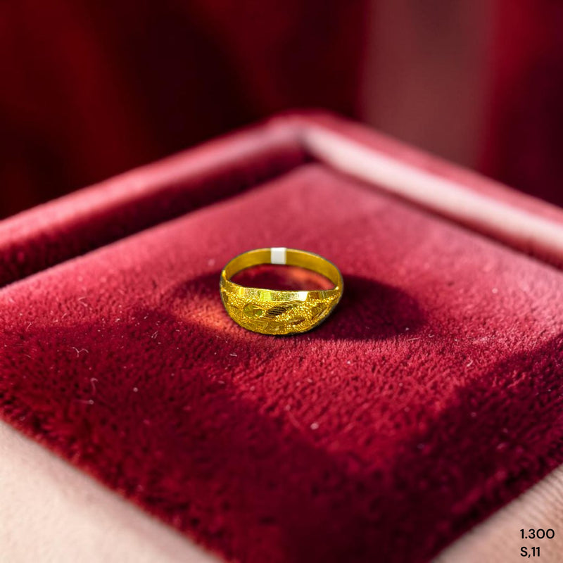 LADIES RING- (45W4LC)-(SIZE: 11 ) WGT: 1.300 GM APPROX BIS CERTIFIED HUID HALLMARK 916 22KT GOLD RING FOR WOMEN 1 PIECE.