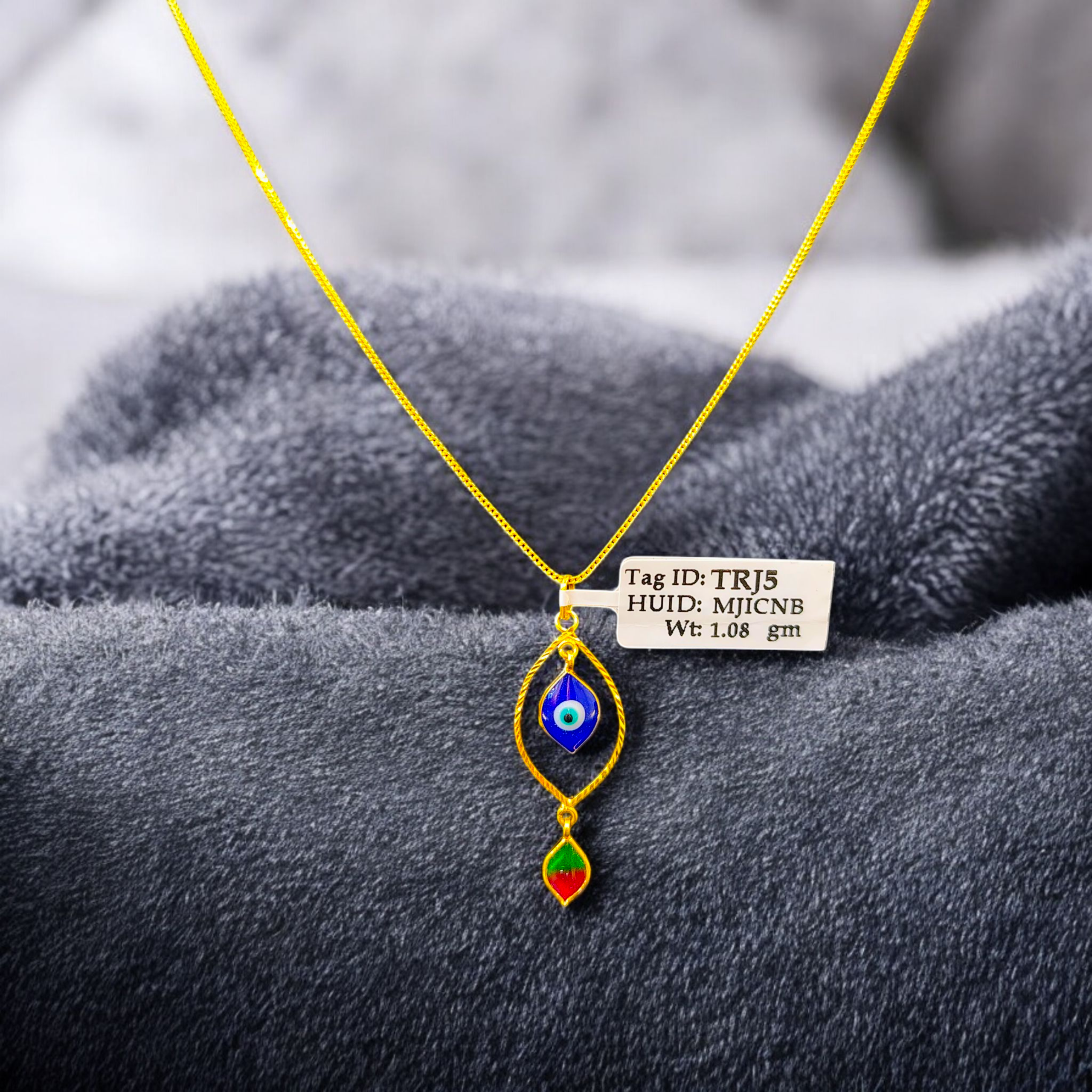 (GLC22) LOCKET WGT: 1.080 GM APPROX BIS CERTIFIED HUID HALLMARK 916 22KT GOLD LOCKET 1 PIECE FOR UNISEX. (CHAIN NOT INCLUDED).