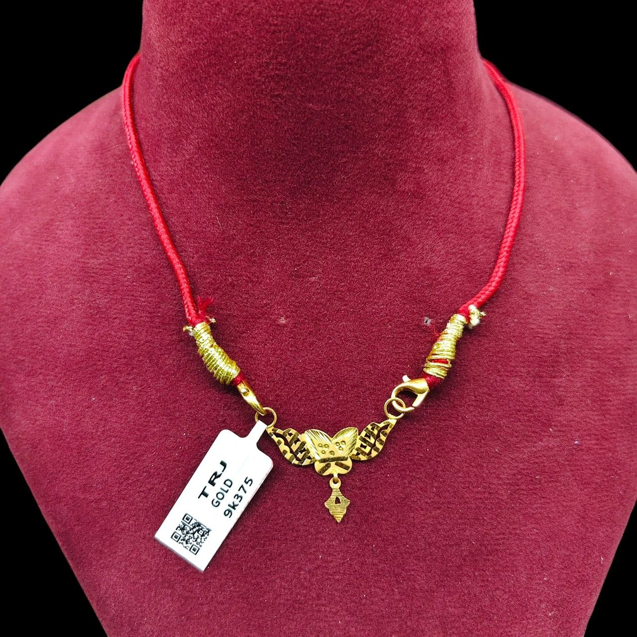 GOLD PENDANT- (WGT: 0.410 GM APPROX) BIS CERTIFIED HUID HALLMARK 375 9KT GOLD PENDANT FOR WOMEN 1 PIECE WITH FREE MANGALSUTRA & TASSEL.