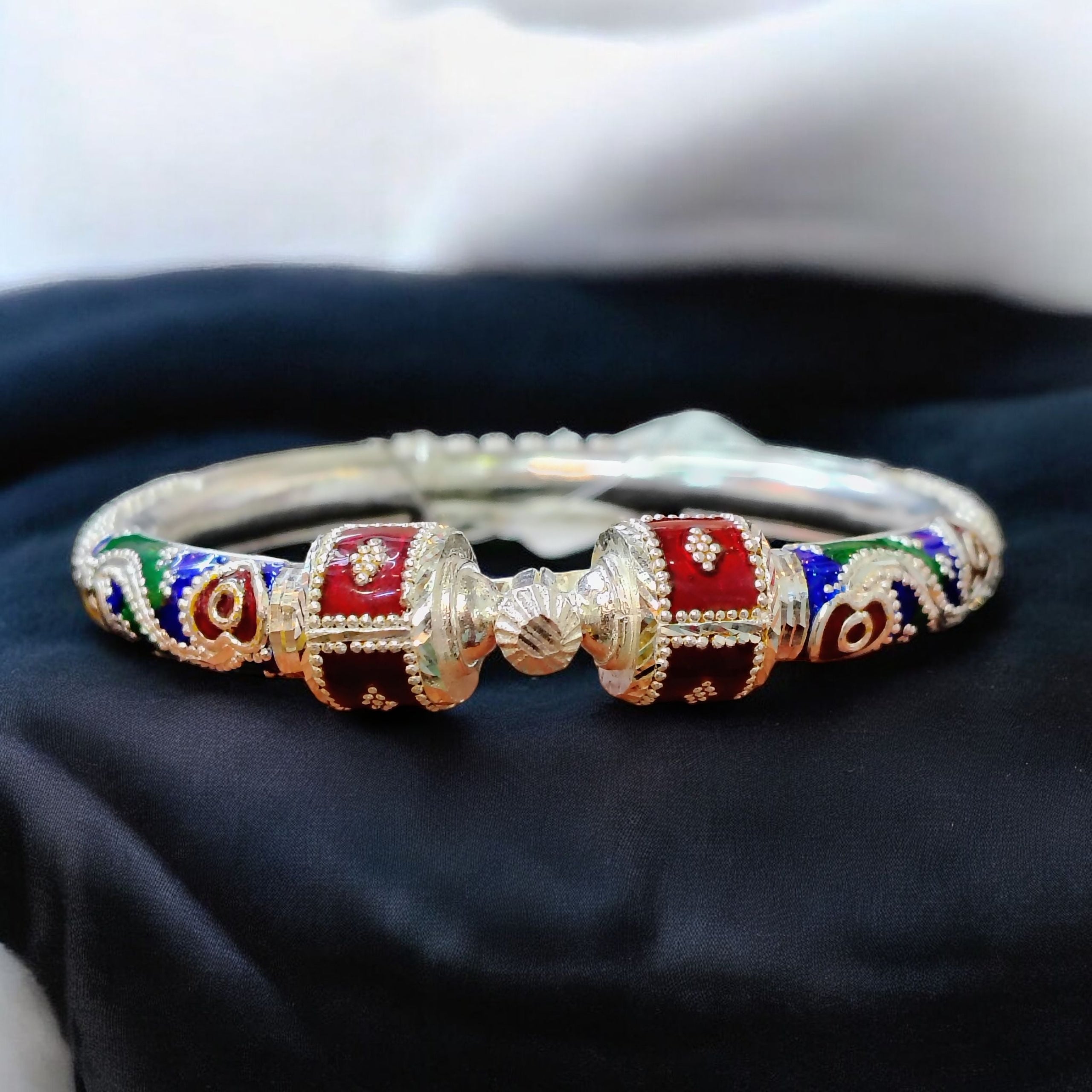 (SBA) RAJLAXMI (SIZE 26 KHILEN) CERTIFIED BIS HALLMARK 925 SILVER BALA (MANIPUR DESIGN) APPROX WGT: 24.940 GM (1 PIECE) FOR REGULAR USE FOR WOMEN.