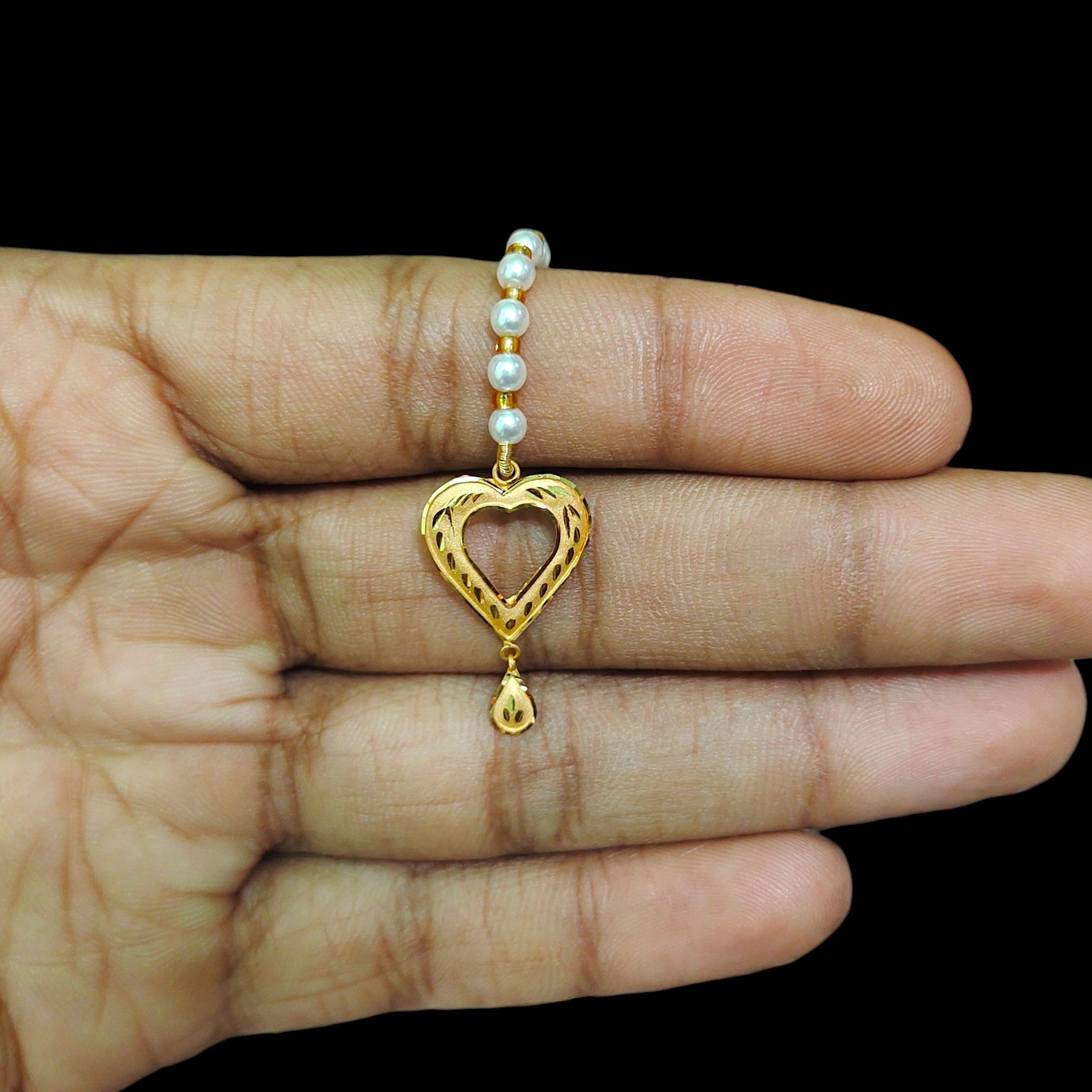 GOLD TICKLY- BIS CERTIFIED WGT: 0.370 GM APPROX HUID HALLMARK 916 22KT GOLD TICKLY (MANGTIKA) 1 PIECE FOR MARRIAGE.