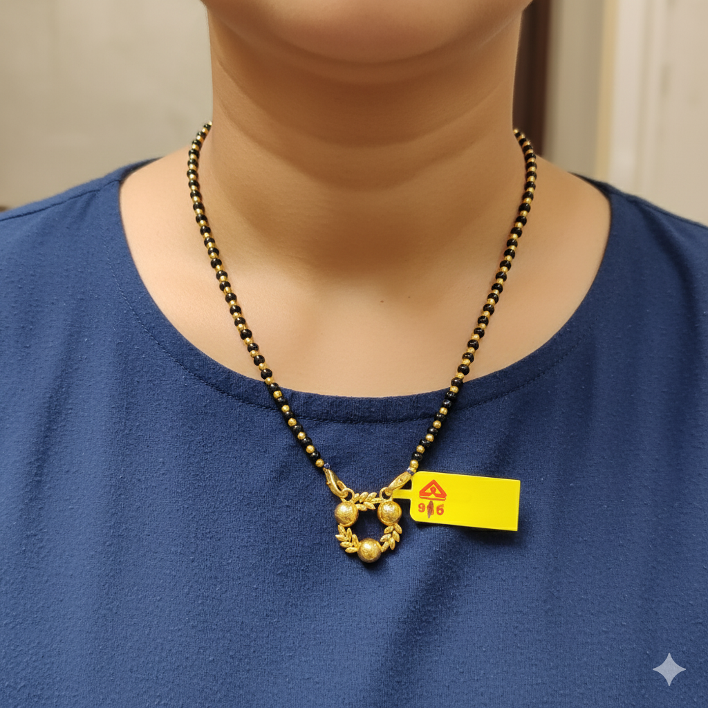 (GPM9) TRJ WGT: 1.220 GM APPROX BIS CERTIFIED HUID HALLMARK 9KT GOLD PENDANT FOR WOMEN 1 PIECE FOR REGULAR USE.