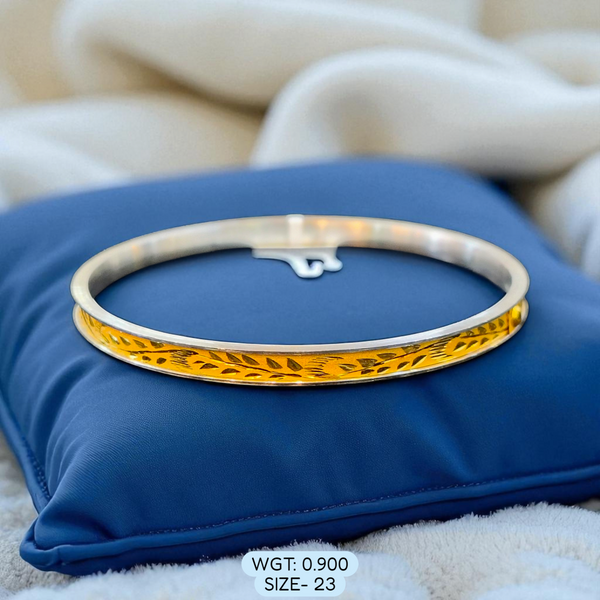 TRJ (SIZE: 23) WGT: 0.900 GM APPROX 22KT HUID HALLMARK GOLD NOA BANGLES (LAZER CHILA) 1 PIECE.
