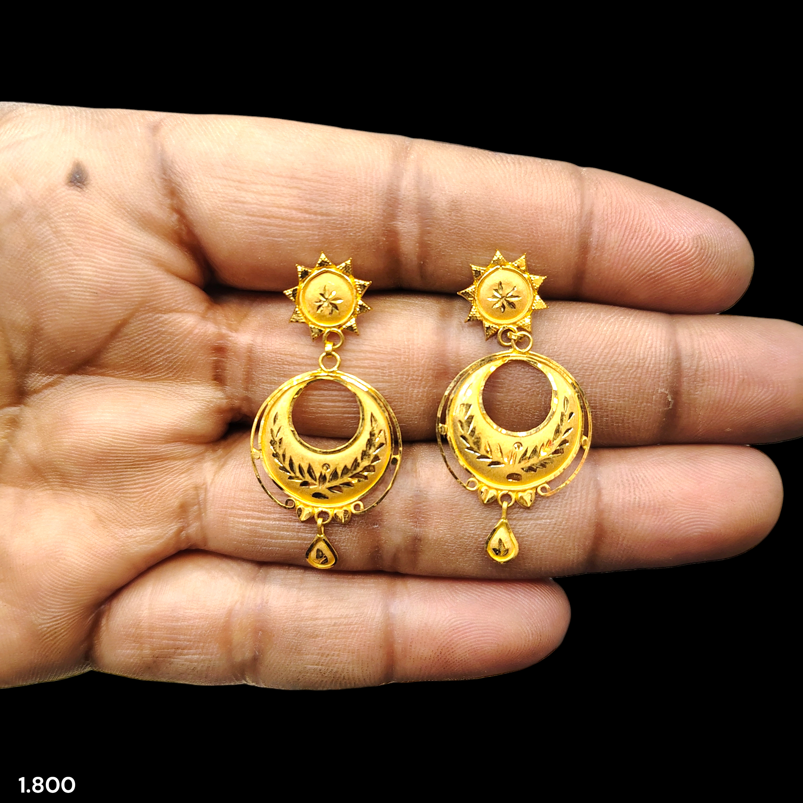 (GER22) BIS CERTIFIED WGT: 1.800 GM APPROX HUID HALLMARK 916 22KT GOLD EARRINGS KANBALA 1 PAIR FOR WOMEN.