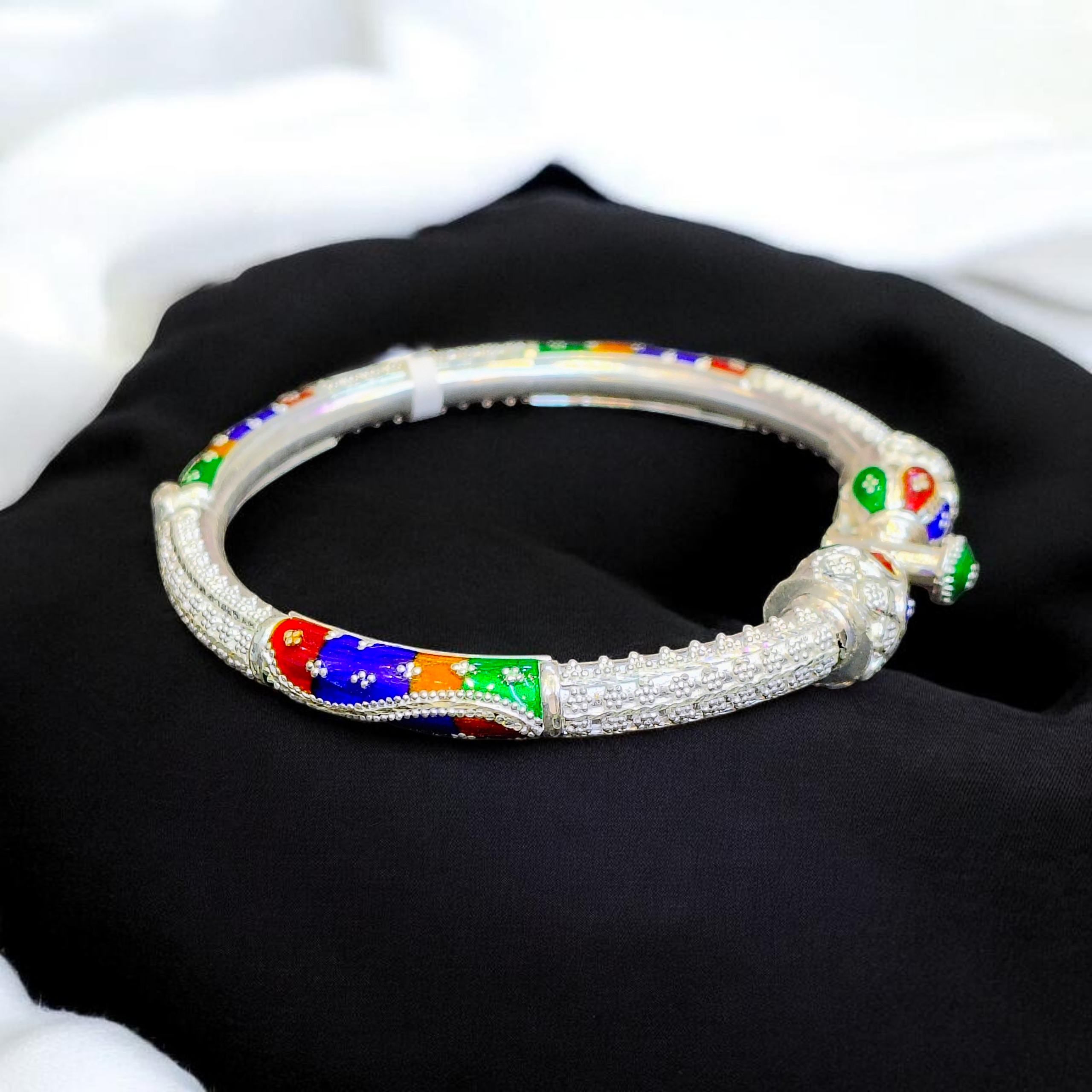 LUXURY SILVER BALA- (SIZE 27 KHILEN) CERTIFIED BIS HALLMARK 925 SILVER BALA (MANIPUR DESIGN) APPROX WGT: 20.480 GM (1 PIECE) FOR REGULAR USE FOR WOMEN.
