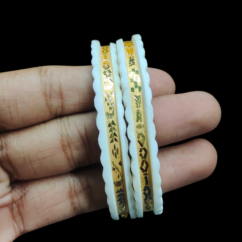 GSB22K- (SIZE:25) WGT: 1.500 GM APPROX HUID HALLMARK 22KT GOLD SAKHA BADHANO BANGLES 1 PAIR DESIGN FOR REGULAR USE.