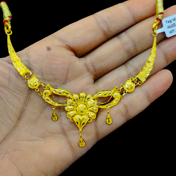 GOLD CHOKER NECKLACE- WGT: 3.250 BIS CERTIFIED HUID HALLMARK 916 22KT GOLD NECKLACE 1 PIECE WITH FREE ADJUSTABLE TASSEL FOR WOMEN.