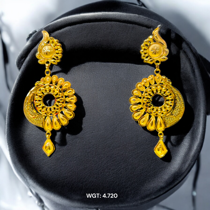 GOLD EARRINGS- BIS CERTIFIED WGT: 4.720 GM APPROX HUID HALLMARK 916 22KT GOLD EARRINGS KANBALA 1 PAIR FOR WOMEN. (UFAAKR)-(5CSUZN)