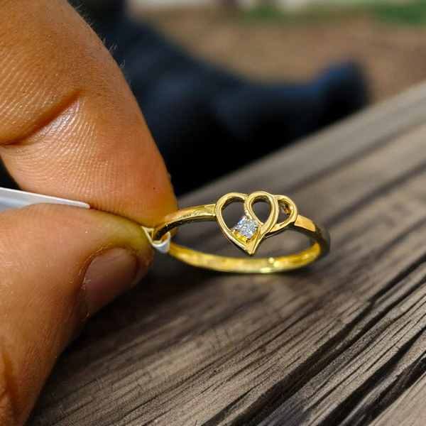 RAJLAXMI DIAMOND JEWELLERY (SIZE:14) - WGT: 1.130 GM - NATURAL DIAMOND (0.03 CENT) HUID HALLMARK 18KT DIAMOND FINGER RING FOR WOMEN WITH CERTIFICATE OF AUTHENTICITY BY ZORBA (DESIGN NO: LRAP4985).