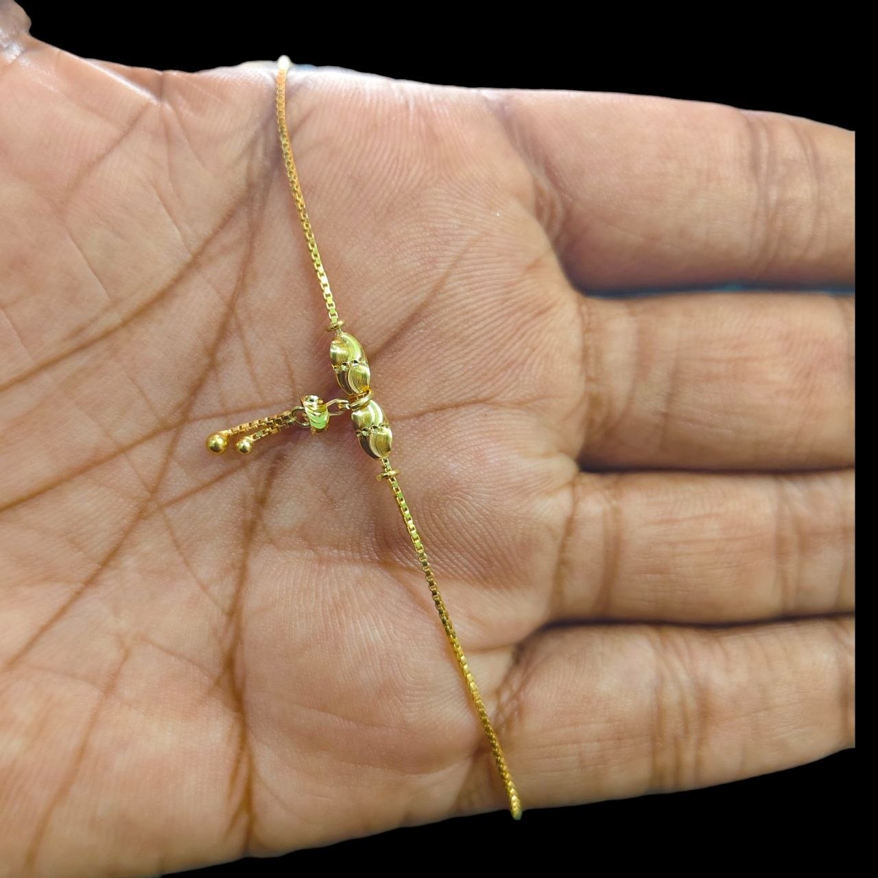 GOLD CHAIN- (WGT: 2.548 GM APPROX) BIS CERTIFIED HUID HALLMARK 9KT GOLD CHAIN (18 INCH) 1 PIECE FOR UNISEX.