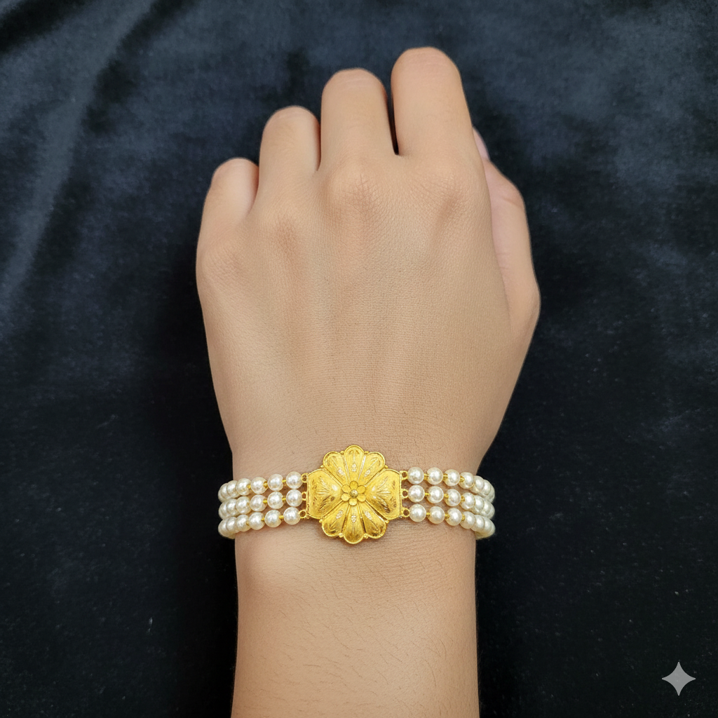 (GMW) RAJLAXMI WGT: 1.480 GM APPROX HUID HALLMARK 916 22KT GOLD MANTASHA WITH PEARL CHAIN FOR WOMEN.