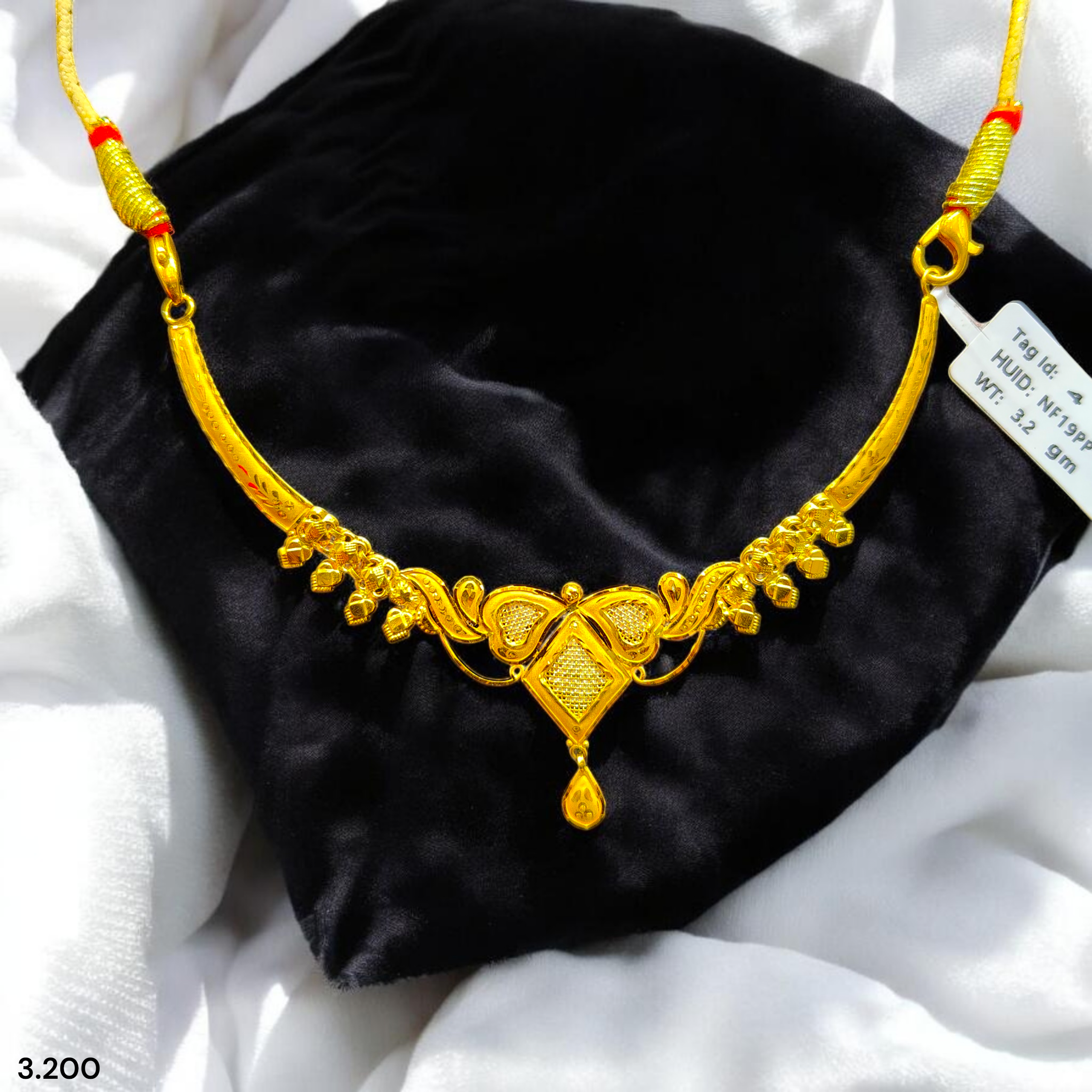 GOLD CHOKER NECKLACE- WGT: 3.200 BIS CERTIFIED HUID HALLMARK 916 22KT GOLD NECKLACE 1 PIECE WITH FREE ADJUSTABLE TASSEL FOR WOMEN.