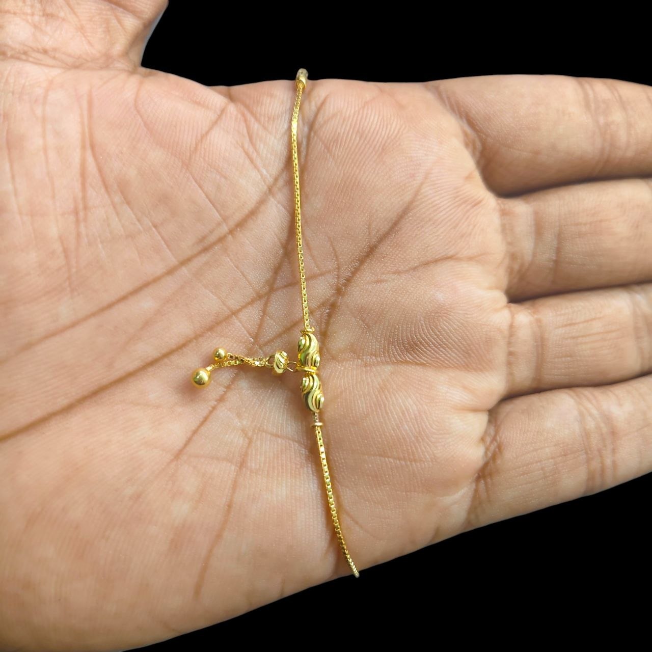 GOLD CHAIN- (WGT: 2.688 GM APPROX) BIS CERTIFIED HUID HALLMARK 9KT GOLD CHAIN (19 INCH) 1 PIECE FOR UNISEX.