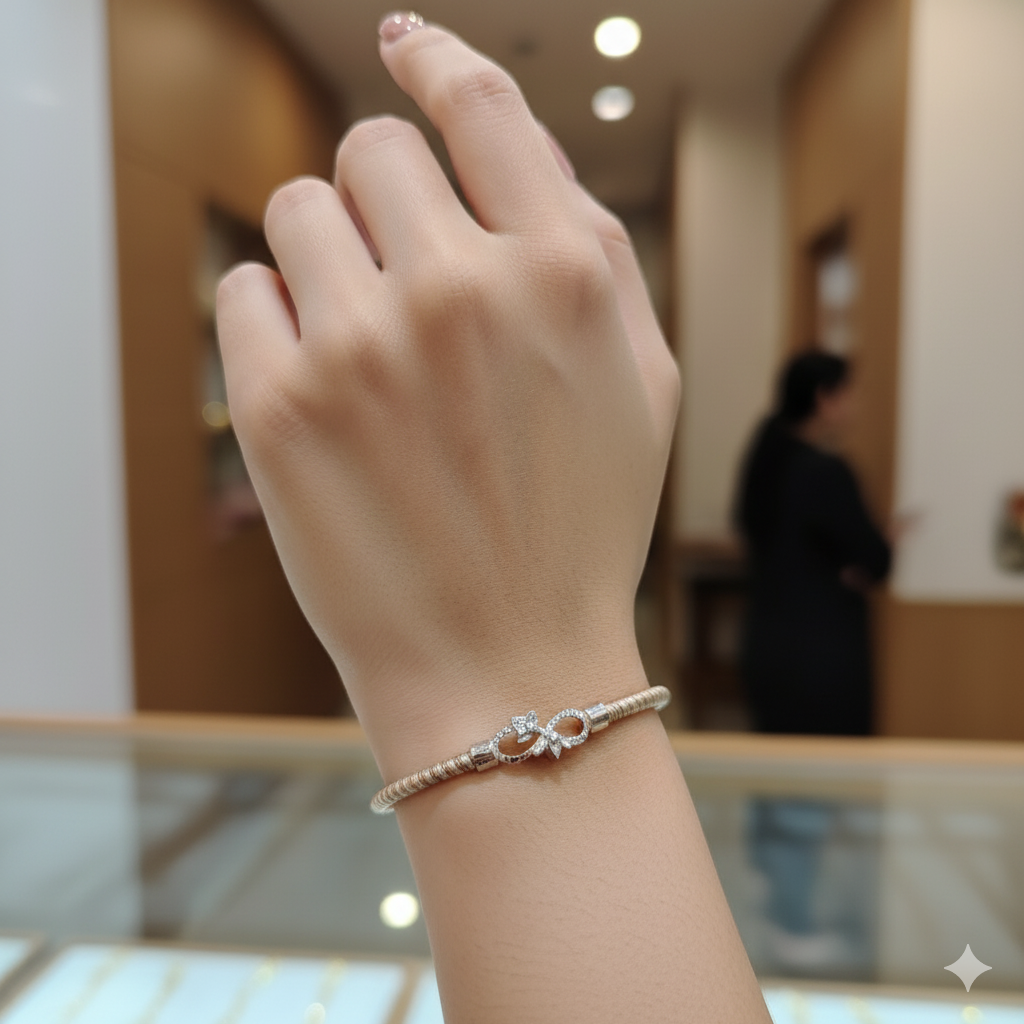 (SLNB) 625 SILVER NOA (3 DHATU PACH NOA) SILVER+COPPER+IRON WITH SILVER MUKH (1 PIECE) SOLD ON MRP FOR MARRIED WOMEN.