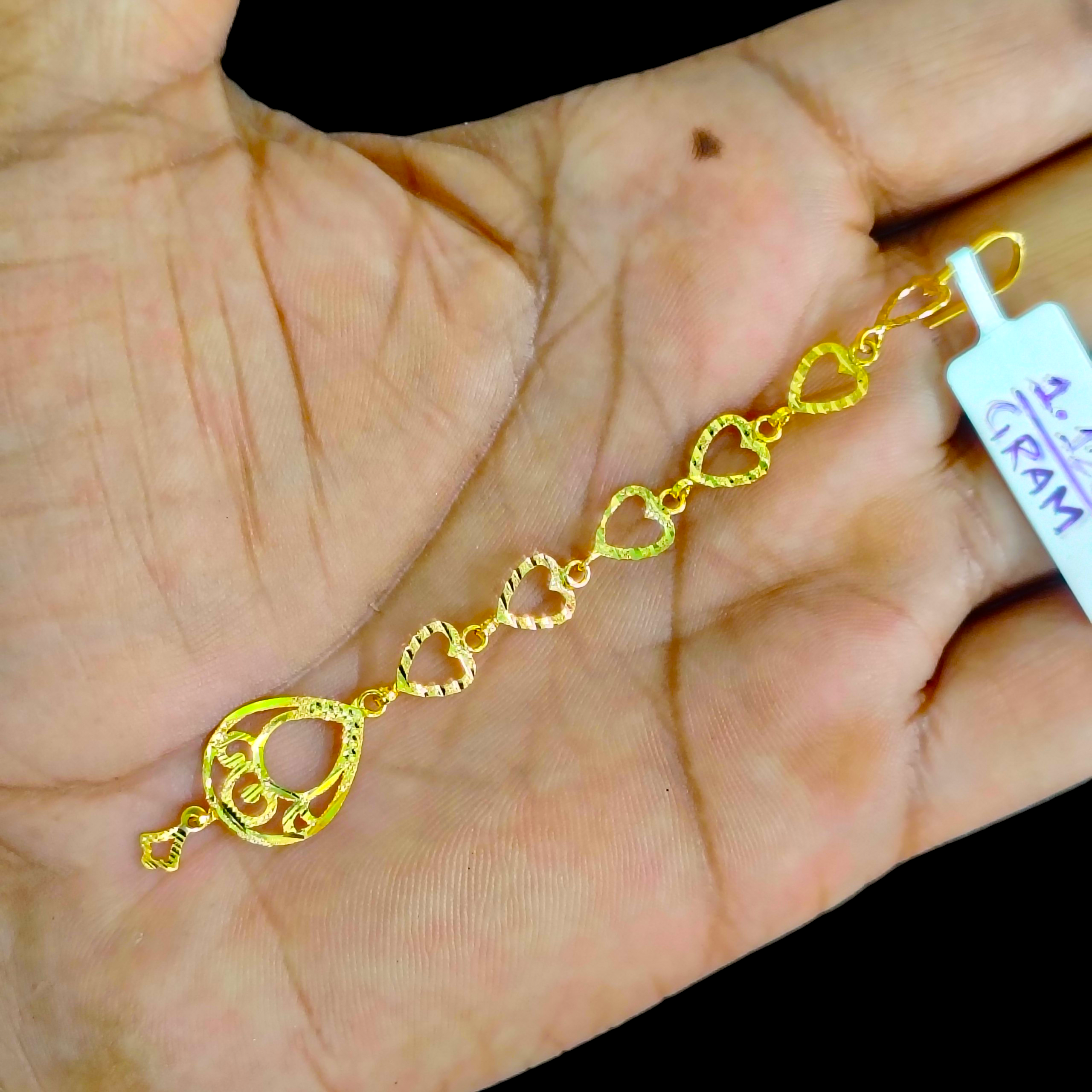GOLD TICKLY- BIS CERTIFIED WGT: 1.120 GM APPROX HUID HALLMARK 375 9KT GOLD TICKLY (MANGTIKA) 1 PIECE FOR MARRIAGE.