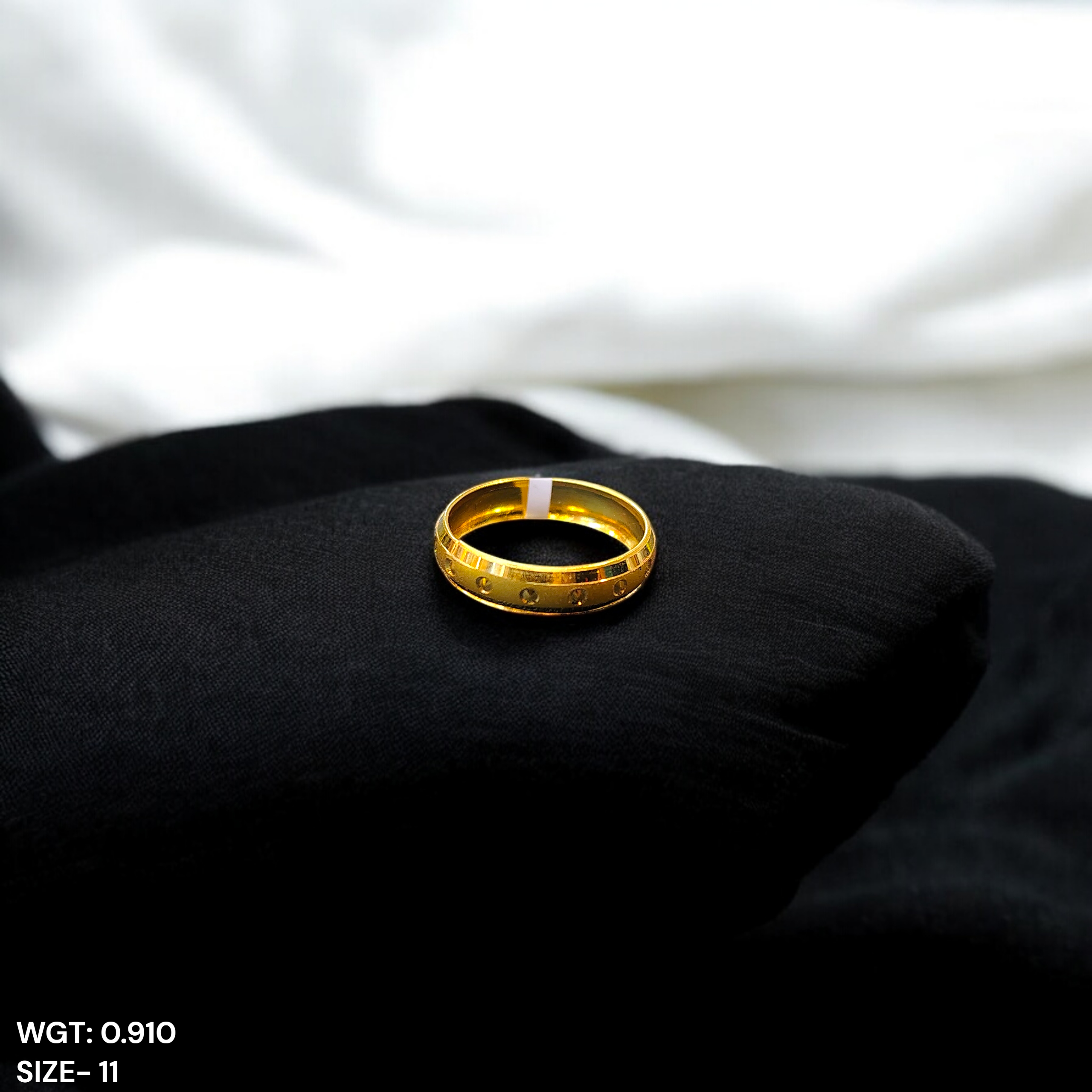 (GLFR9) TRJ (SIZE: 11) WGT: 0.910 GM APPROX BIS CERTIFIED HUID HALLMARK 9KT GOLD BAND FINGER RING FOR WOMEN 1 PIECE FOR REGULAR USE.