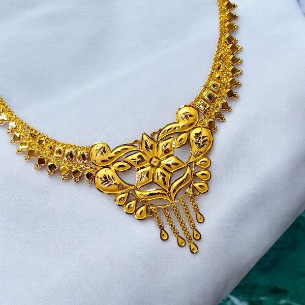 (GCN22) BIS CERTIFIED HUID HALLMARK 916 22KT GOLD NECKLACE CHOKER (APPROX WGT: 7.590 GM) 1 PIECE FOR WOMEN.