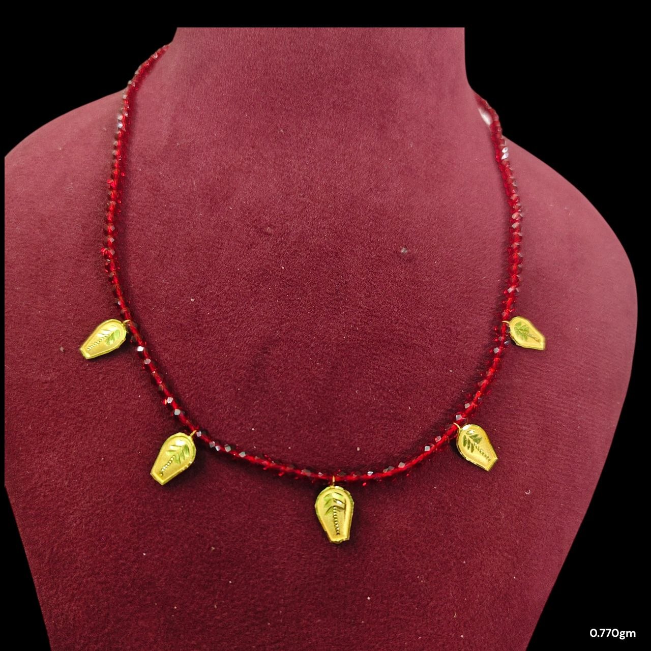 GOLD MOTI HAR- WGT: 0.770 GM APPROX HUID HALLMARK 22KT GOLD MOTI SELIHAR 1 PIECE WITH CRYSTAL CHAIN.