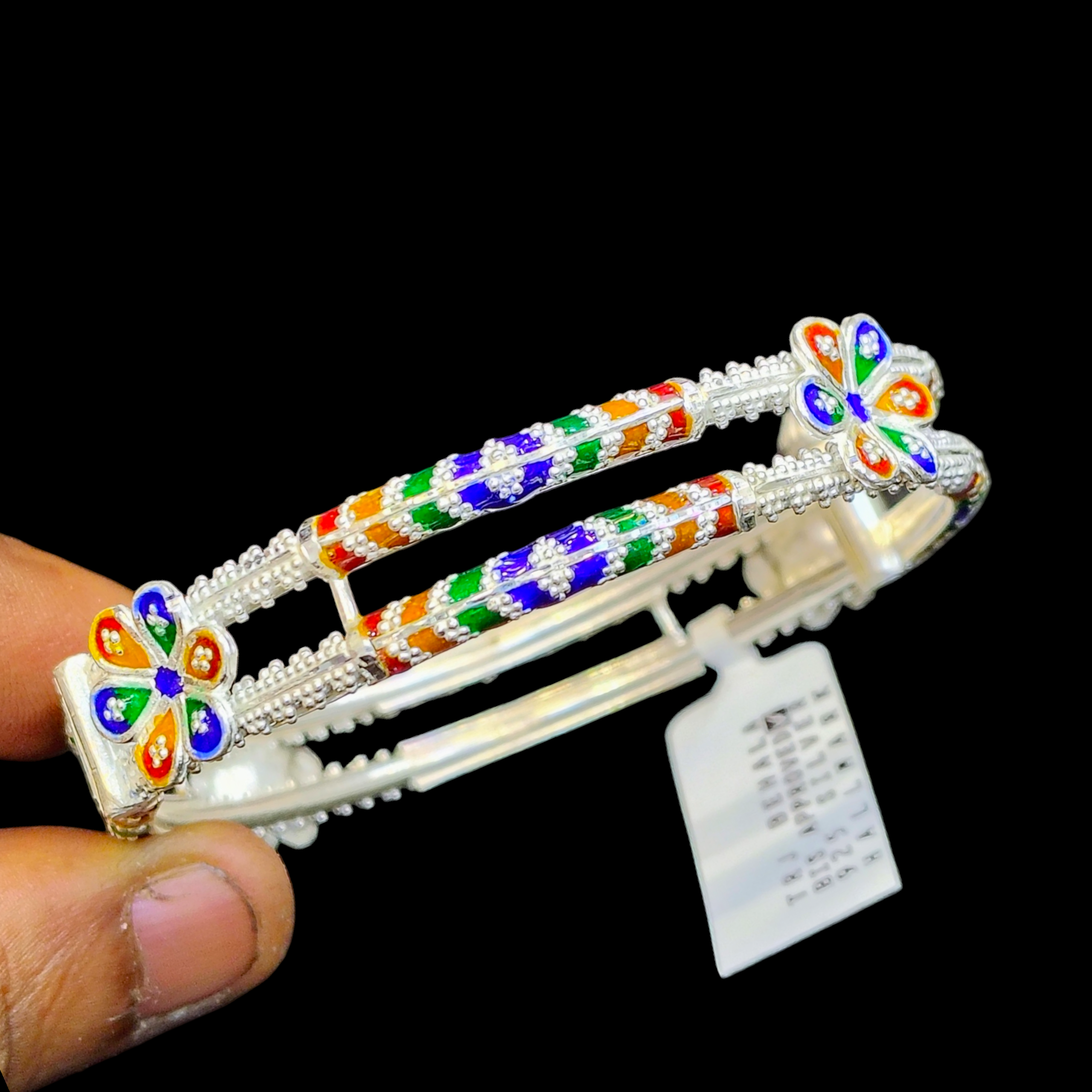 LUXURY SILVER BANGLE- (SIZE 25 KHILEN) CERTIFIED BIS HALLMARK 925 SILVER BANGLE (MANIPUR DESIGN) APPROX WGT: 23.350 GM (1 PIECE) FOR REGULAR USE FOR WOMEN.