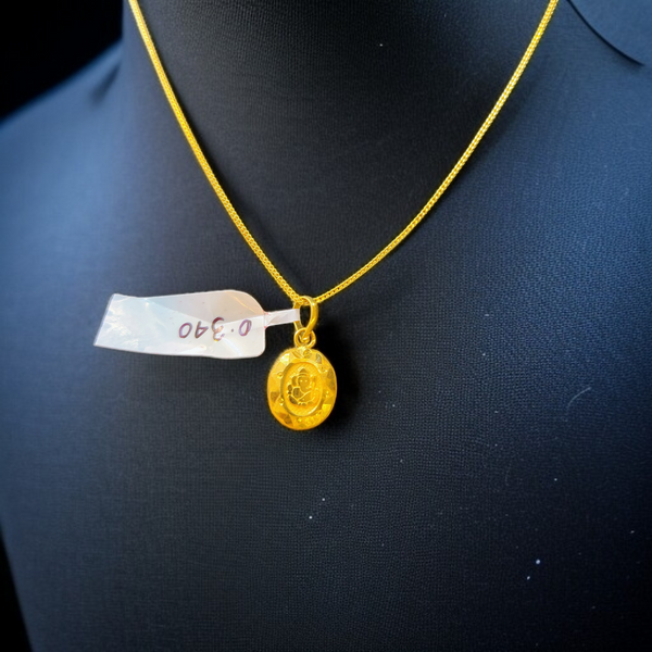 TRJ WGT: 0.340 GM APPROX KDM GOLD LOCKET 1 PIECE (50 TONCH) WITH ADJUSTABLE TASSEL.