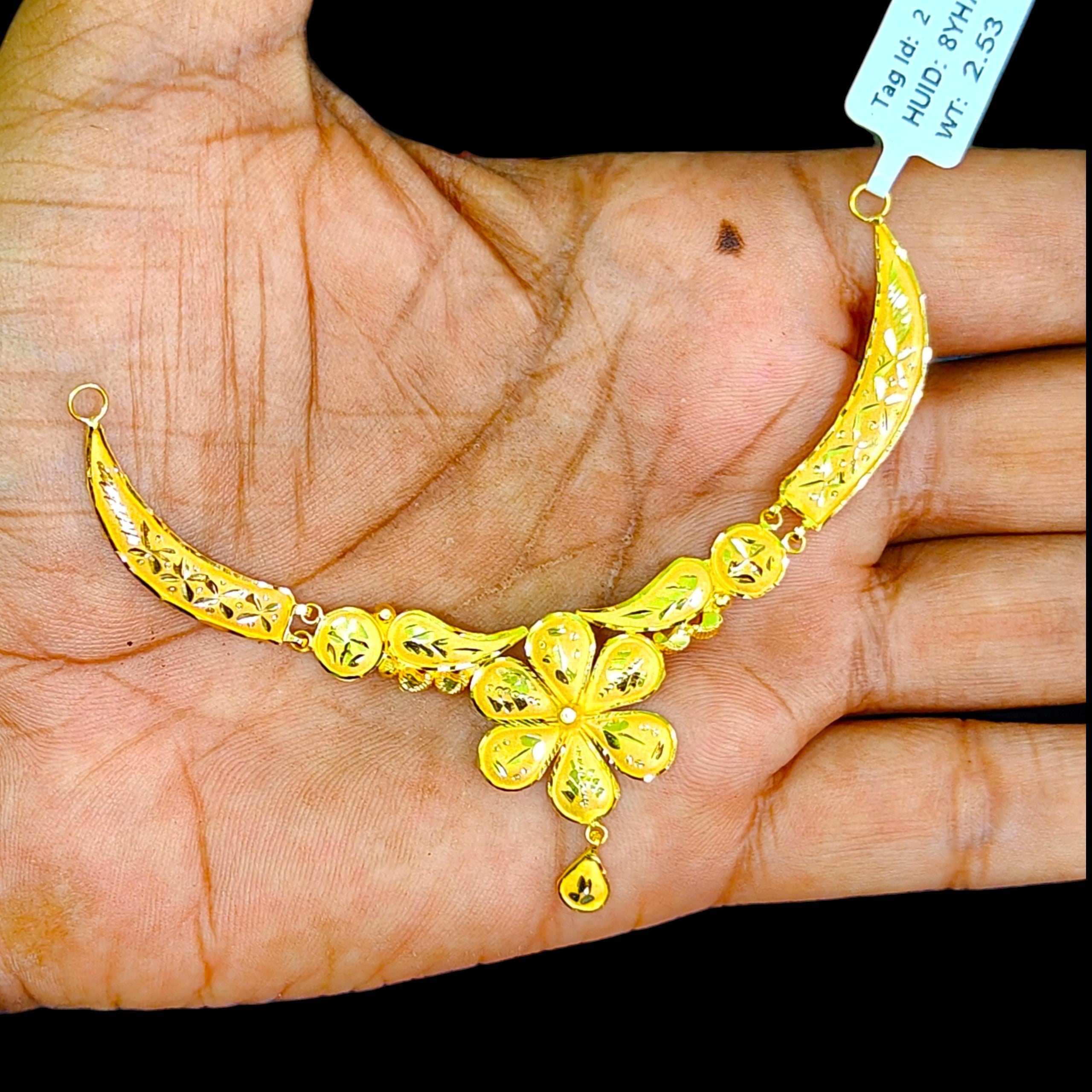 GOLD NECKLACE- BIS CERTIFIED HUID HALLMAR 916 22KT GOLD NECKLACE CHOKER (WGT: 2.530 GM) 1 PIECE FOR WOMEN.