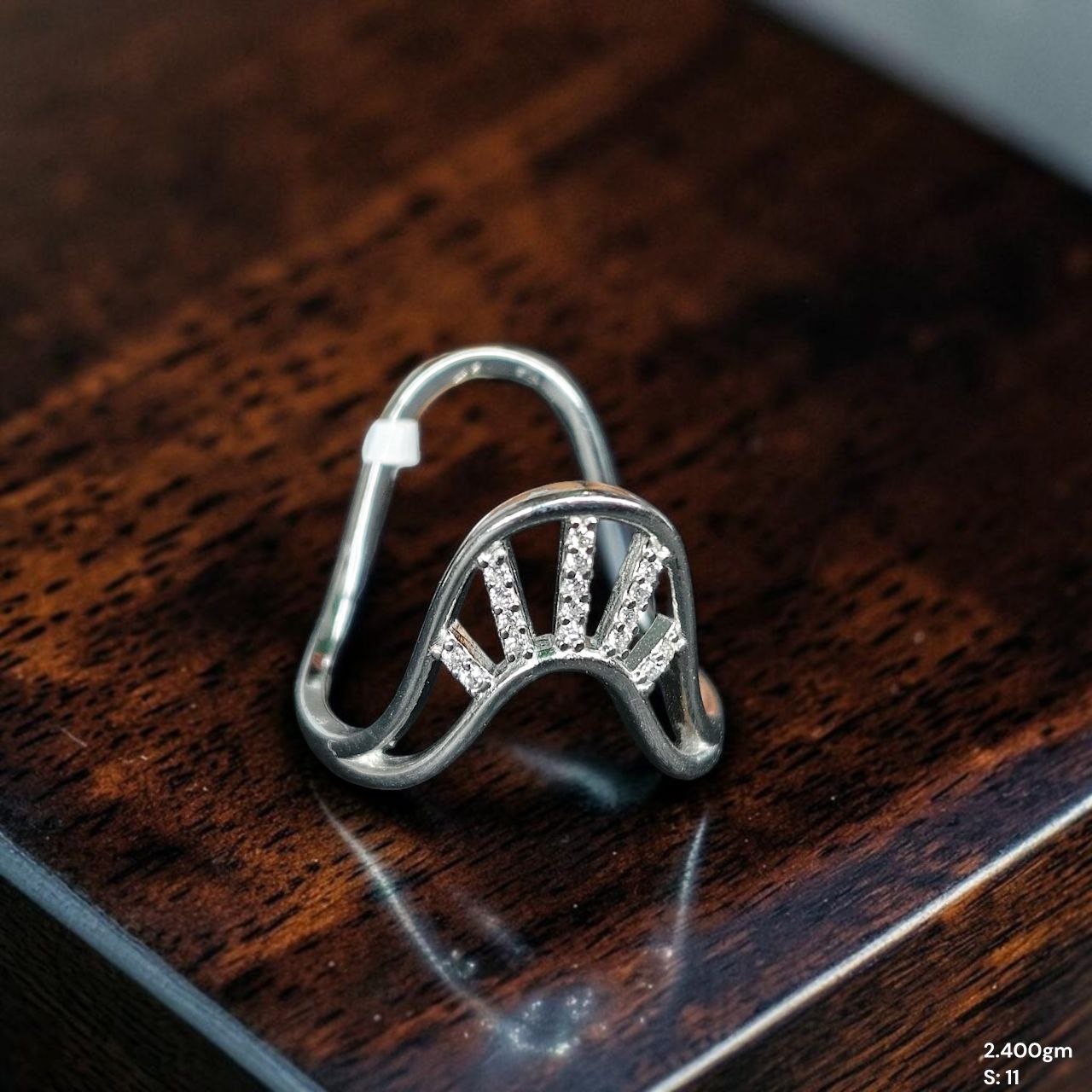 SILVER RING- SIZE:11 (WGT: 2.400 GM APPROX) HALLMARK 925 SILVER FINGER RING 1 PIECE FOR WOMEN (V RING BANKOK IMPORTED DESIGN)- NON EXCHANGEABLE -(SOLD ON MRP).
