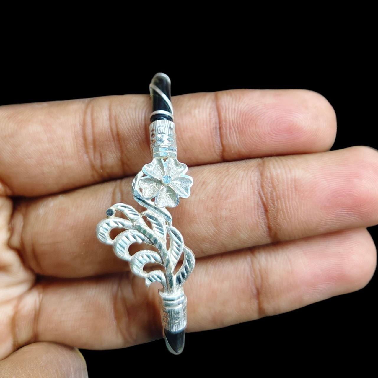 SNA92-(SIZE: 22) BIS HALLMARK 925 SILVER NOA BANGLES FOR WOMEN 1 PIECE - SOLD ON FIXED PRICE (LIFETIME EXCHANGE VALUE 50% ON PURCHASE PRICE)