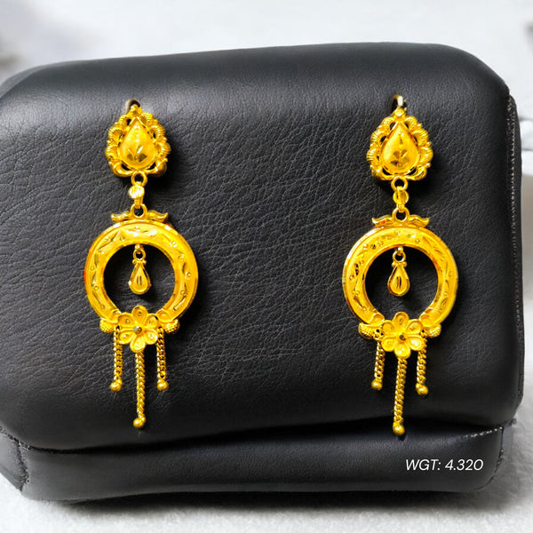 GOLD EARRINGS- BIS CERTIFIED WGT: 4.320 GM APPROX HUID HALLMARK 916 22KT GOLD EARRINGS KANBALA 1 PAIR FOR WOMEN.