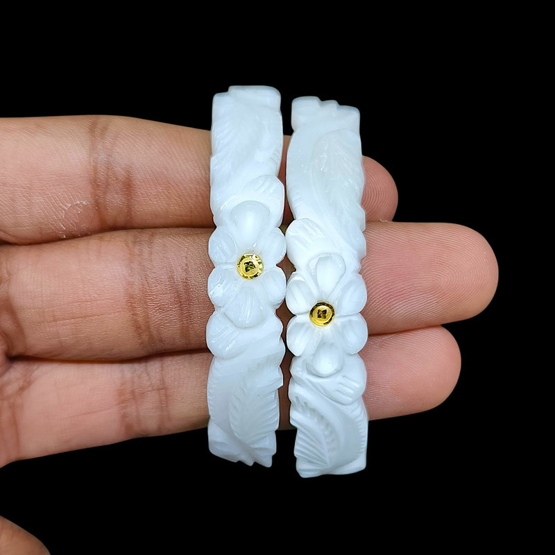 GSB9K- (7D8KMF)-(CEZES4) (SIZE:24) (WGT: 0.200 GM APPROX) BIS CERTIFIED HUID HALLMARK 375 9KT GOLD SAKHA BADHANO 1 PAIR FOR WOMEN NOT FOR REGULAR USE.