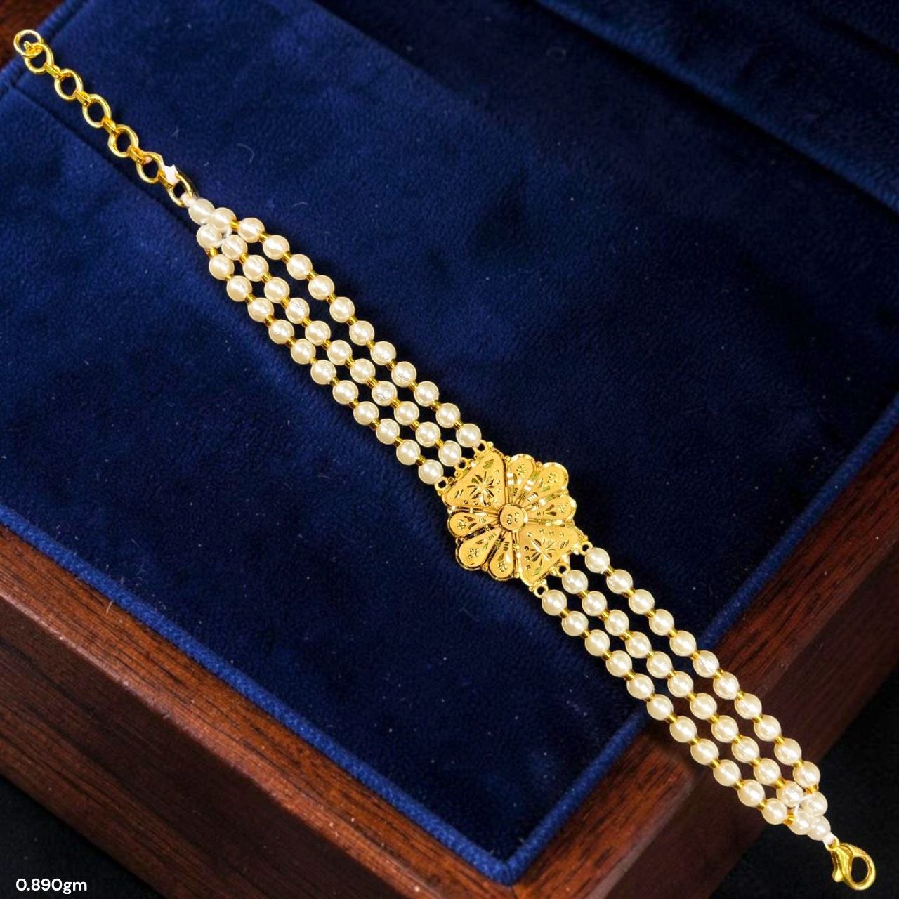 GOLD MANTASHA- (WGT: 0.980 GM APPROX) BIS CERTIFIED HUID HALLMARK 375 9KT GOLD MOTI MANTASHA WITH PEARL CHAIN FOR WOMEN.(P2GYUG)