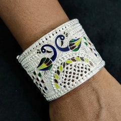 SILVER BANGLES- CERTIFIED HALLMARK 925 SILVER CHUR 1 PIECE APPROX WGT: 59.00 GM FOR BEAUTIFUL WOMEN.