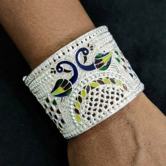 LUXURY SILVER CHUR- CERTIFIED HALLMARK 925 SILVER CHUR 1 PIECE APPROX WGT: 59.00 GM FOR BEAUTIFUL WOMEN.