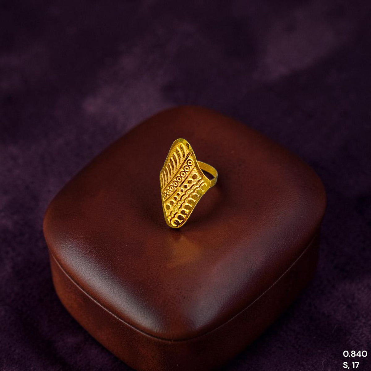 LADIES RING (AGEPSD)-(SIZE: 17) WGT: 0.840 GM APPROX BIS CERTIFIED HUID HALLMARK 375 9KT GOLD RING FOR WOMEN 1 PIECE.