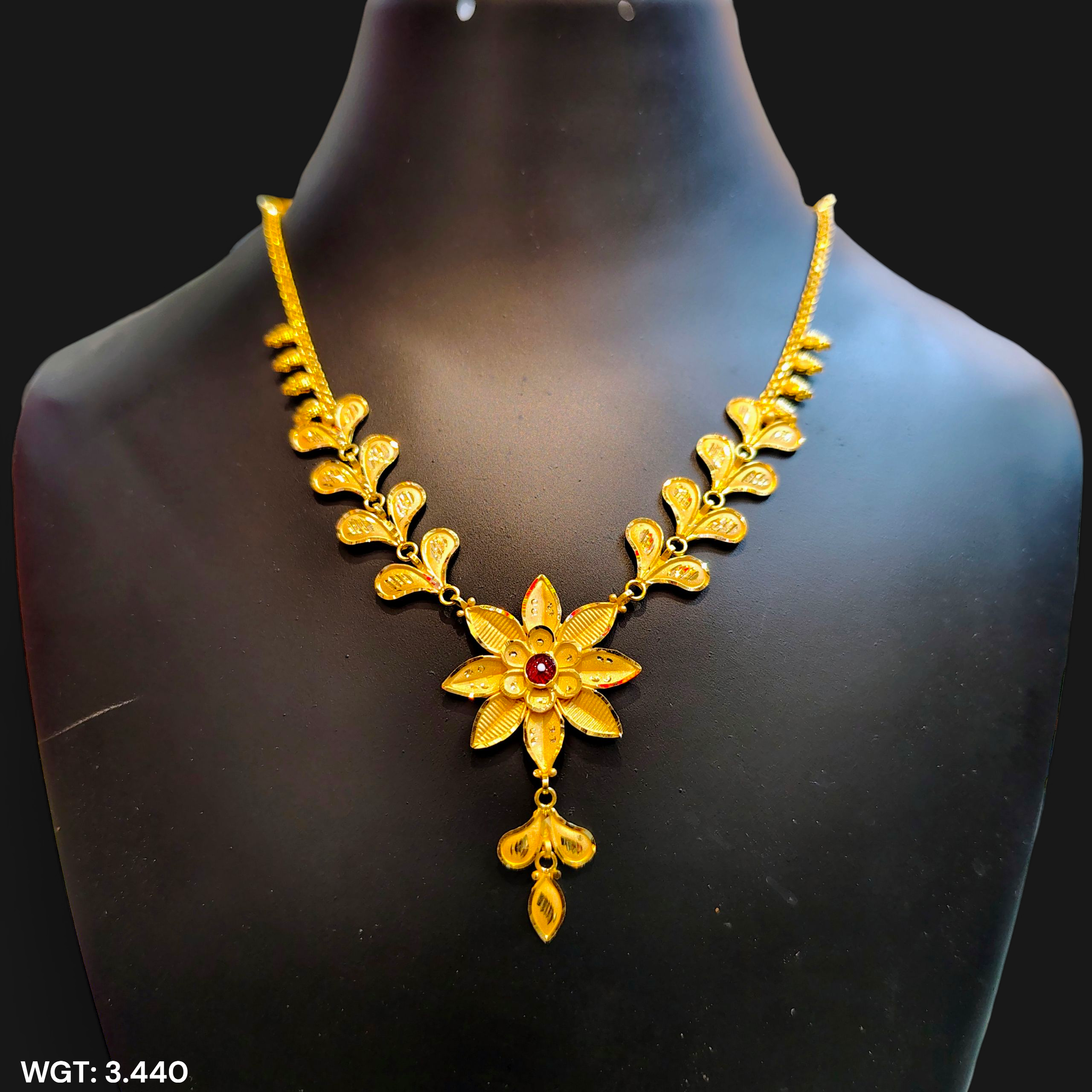 (GCN22) BIS CERTIFIED HUID HALLMARK 916 22KT GOLD NECKLACE CHOKER (APPROX WGT: 3.440 GM) 1 PIECE FOR WOMEN.