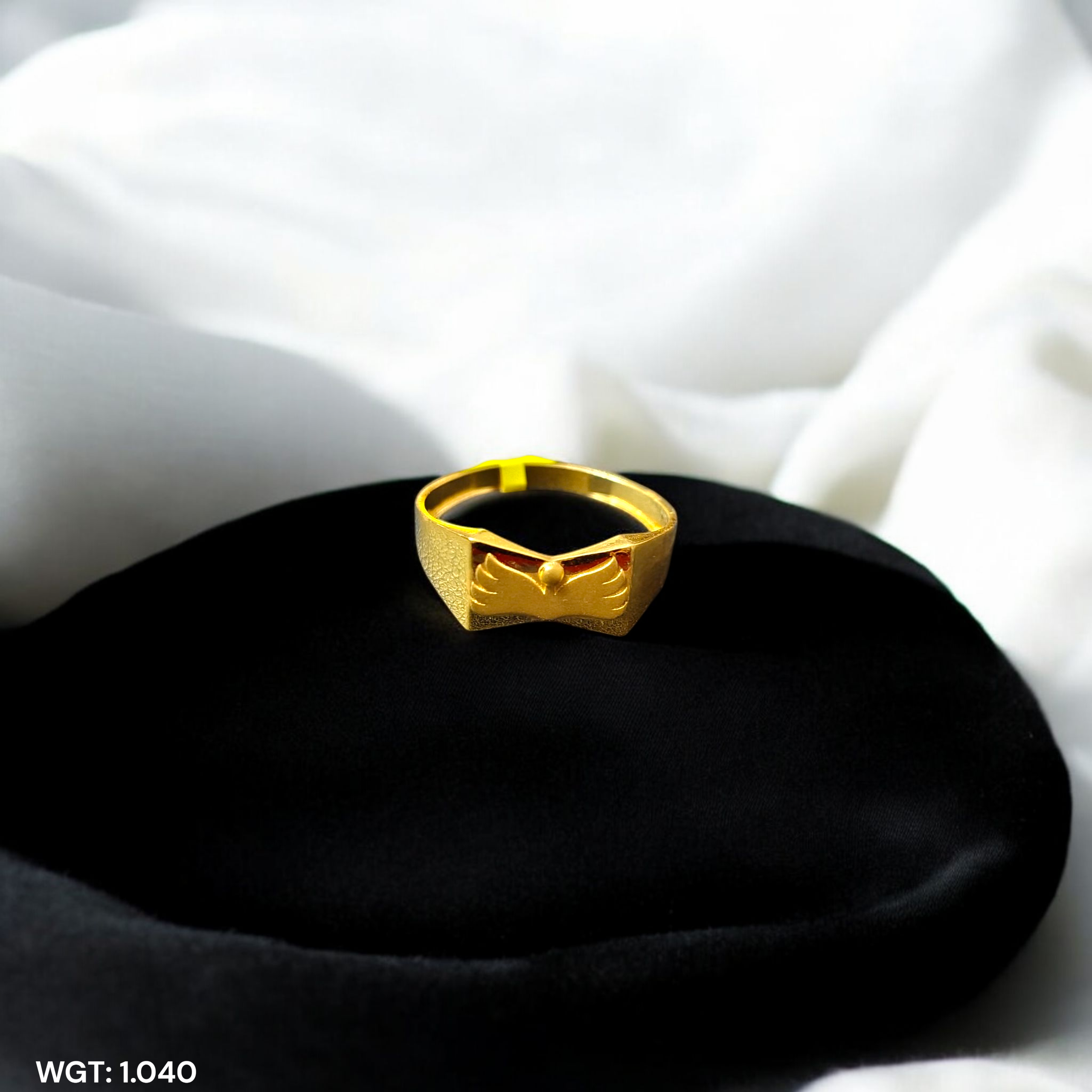 (GGFR9) TRJ (SIZE: 19) WGT: 1.040 GM APPROX BIS CERTIFIED HUID HALLMARK 9KT GOLD FINGER RING FOR MEN 1 PIECE FOR REGULAR USE.