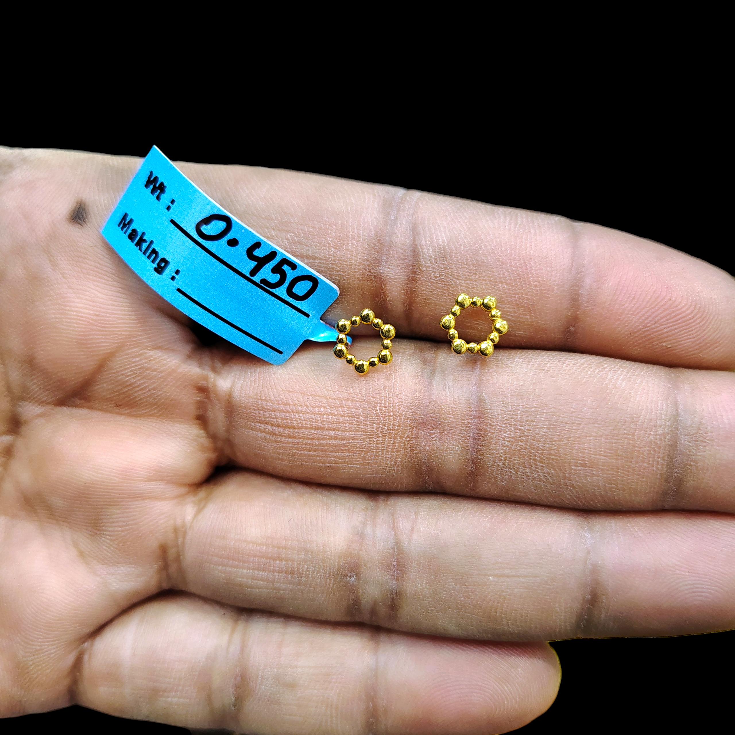 BABY JEWELLERY- TRJ BABY TOPS WGT: 0.450 GM APPROX BIS CERTIFIED HUID HALLMARK 9KT GOLD STUD EARRINGS FOR WOMEN 1 PAIR FOR REGULAR USE.