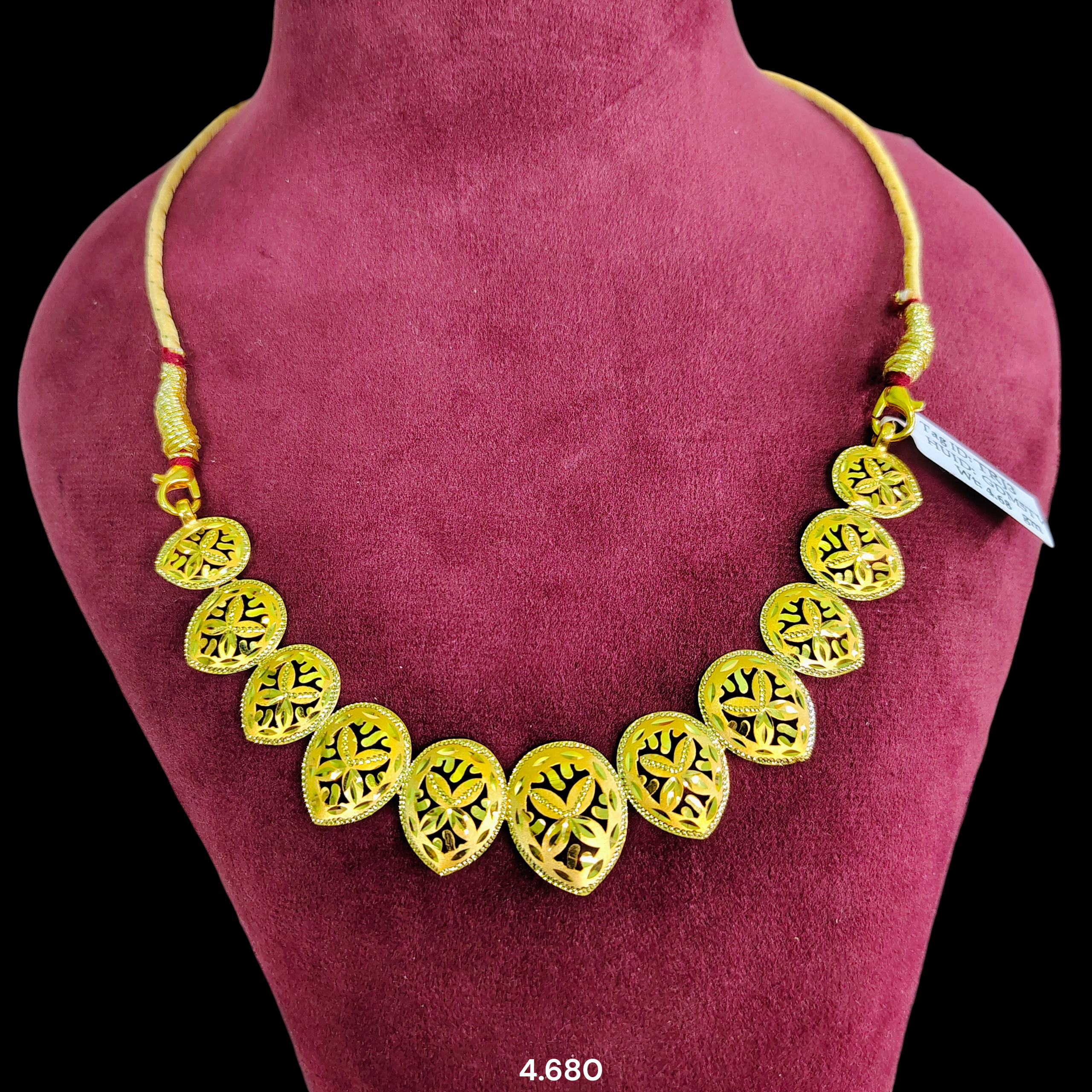 GOLD CHOKER NECKLACE -(WGT: 4.680 GM APPROX) BIS CERTIFIED HUID HALLMARK 9KT GOLD NECKLACE 1 PIECE FOR WOMEN.