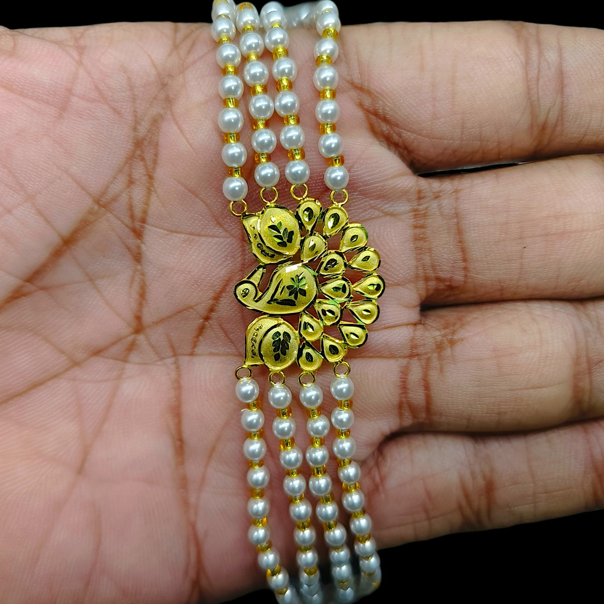 GOLD MANTASHA- (VKEDDF)-(WGT: 0.770 GM APPROX) BIS CERTIFIED HUID HALLMARK 375 9KT GOLD MOTI MANTASHA WITH PEARL CHAIN FOR WOMEN.