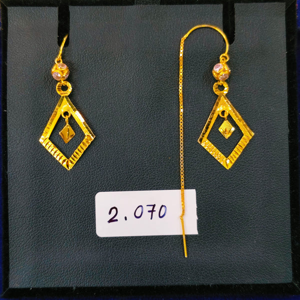 (GSD) RAJLAXMI WGT: 2.070 GM APPROX 18KT HALLMARK GOLD SUI DHAGA EARRINGS 1 PAIR FOR DAILY WEAR.
