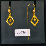 (GSD) RAJLAXMI WGT: 2.070 GM APPROX 18KT HALLMARK GOLD SUI DHAGA EARRINGS 1 PAIR FOR DAILY WEAR.